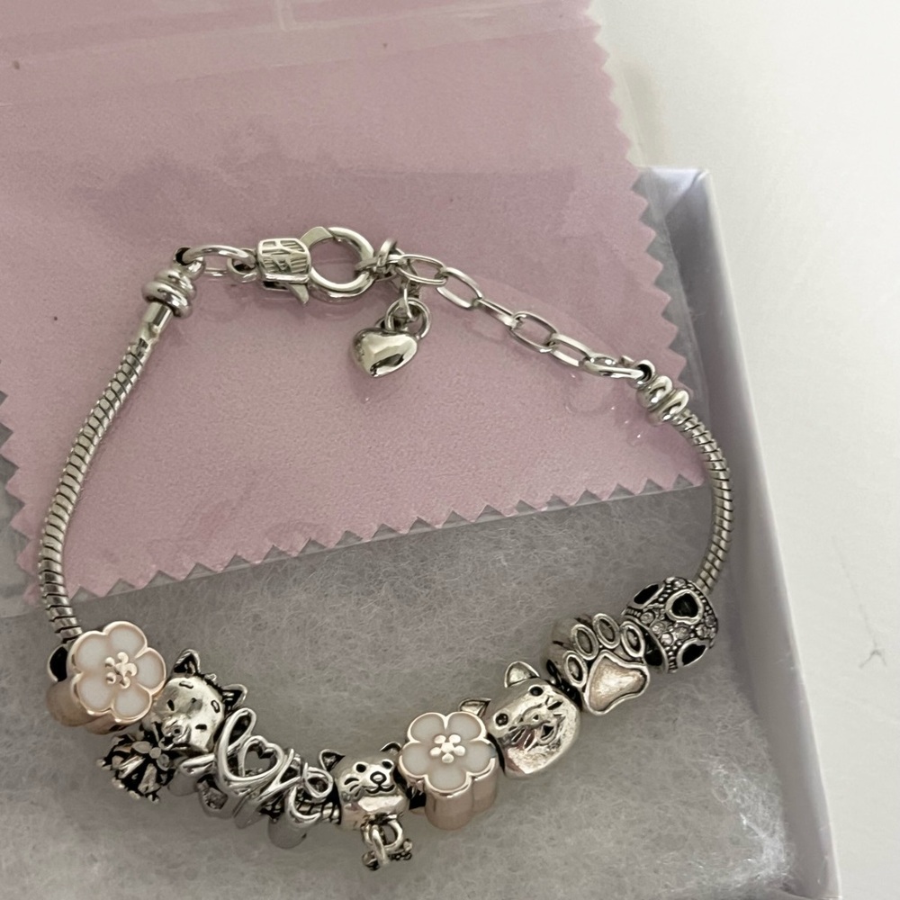 Cat Charm Bracelet Cute Kitten bracelet  pet lover jewelry